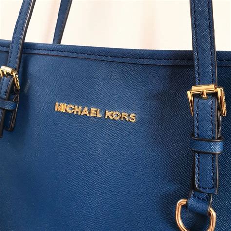 michael kors väska äkta eller oäkta - Så vet du om din märkesväska är äkta .